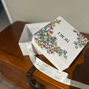 Dior Floral White Gift Box